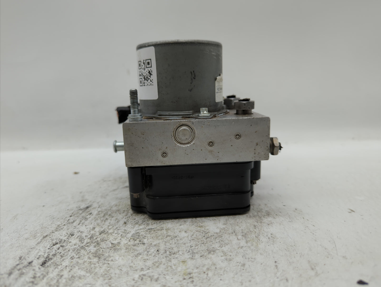2014-2018 Ford Taurus ABS Pump Control Module Replacement P/N:FG13-2C405-AB DG13-2C405-AG Fits Fits 2014 2015 2016 2017 2018