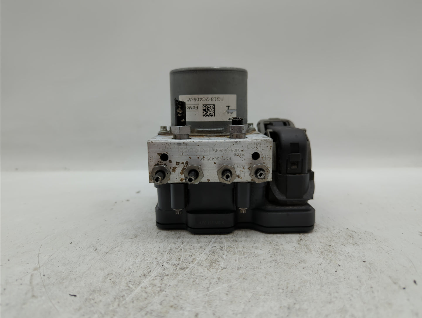 2014-2018 Ford Taurus ABS Pump Control Module Replacement P/N:FG13-2C405-Ac FG13-2C405-AB Fits Fits 2014 2015 2016 2017 2018