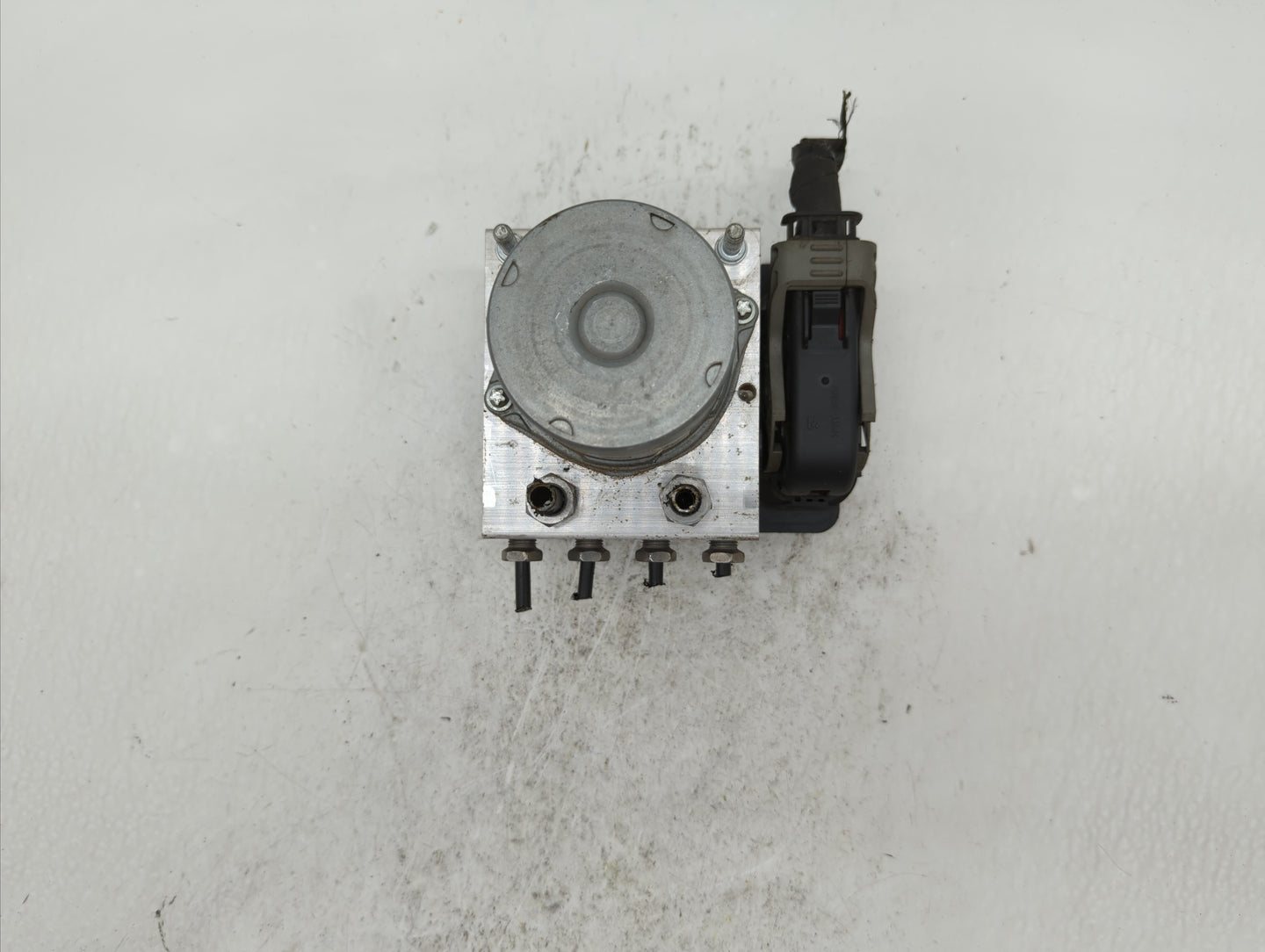 2014-2018 Ford Taurus ABS Pump Control Module Replacement P/N:FG13-2C405-Ac FG13-2C405-AB Fits Fits 2014 2015 2016 2017 2018