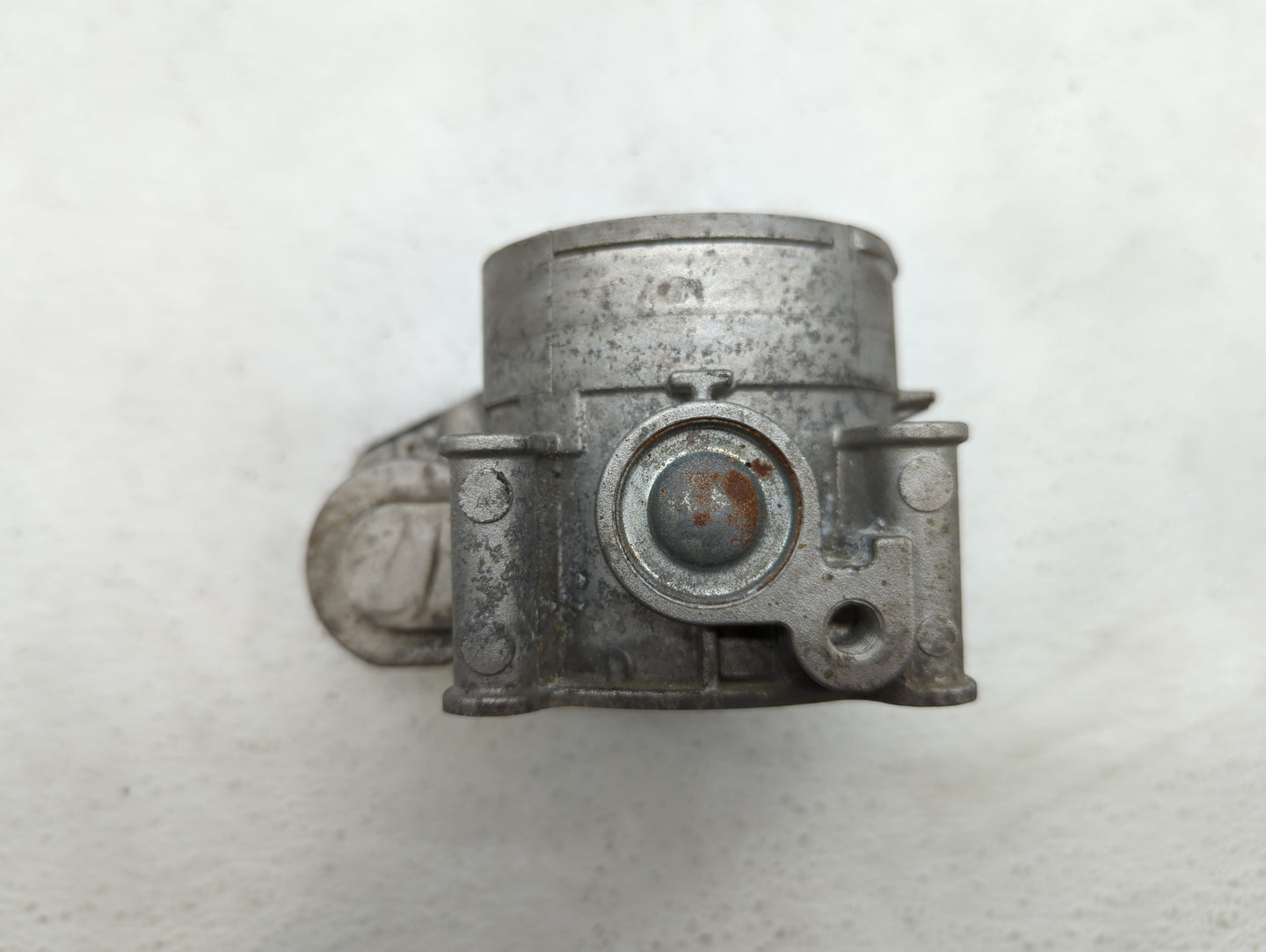 2013-2019 Ford Taurus Throttle Body P/N:2K1613A-0799 AT4E-9F991-EL, AT4E-EF Fits Fits 2011 2012 2013 2014 2015 2016 2017 201