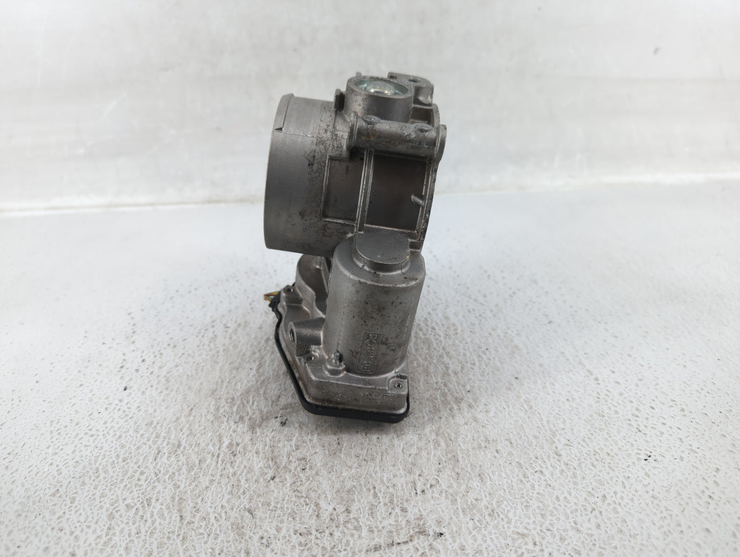 2013-2019 Ford Taurus Throttle Body P/N:AT4E-9F991-EL Fits Fits 2011 2012 2013 2014 2015 2016 2017 2018 2019 OEM Used Auto P