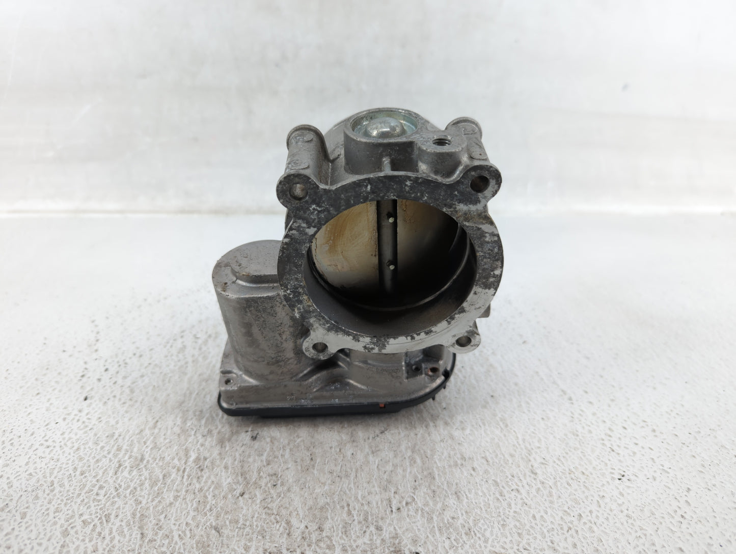2013-2019 Ford Taurus Throttle Body P/N:AT4E-9F991-EL Fits Fits 2011 2012 2013 2014 2015 2016 2017 2018 2019 OEM Used Auto P
