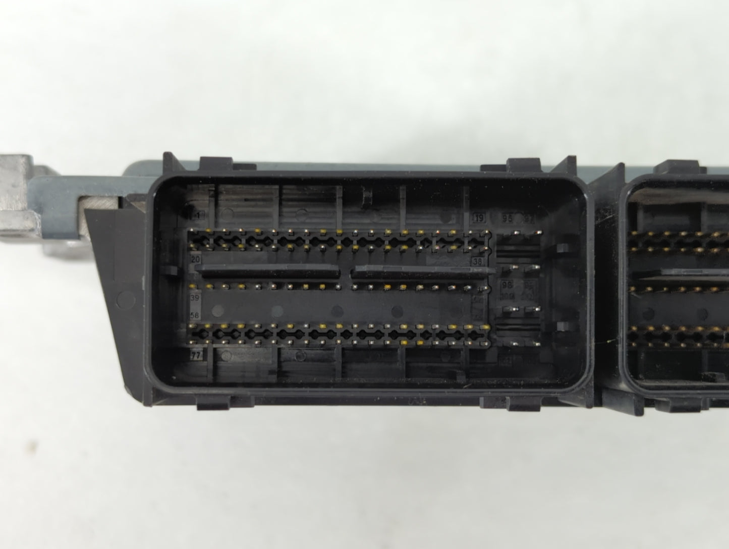 2014-2019 Ford Taurus Chassis Control Module Ccm Bcm Body Control - Oemusedautoparts1.com
