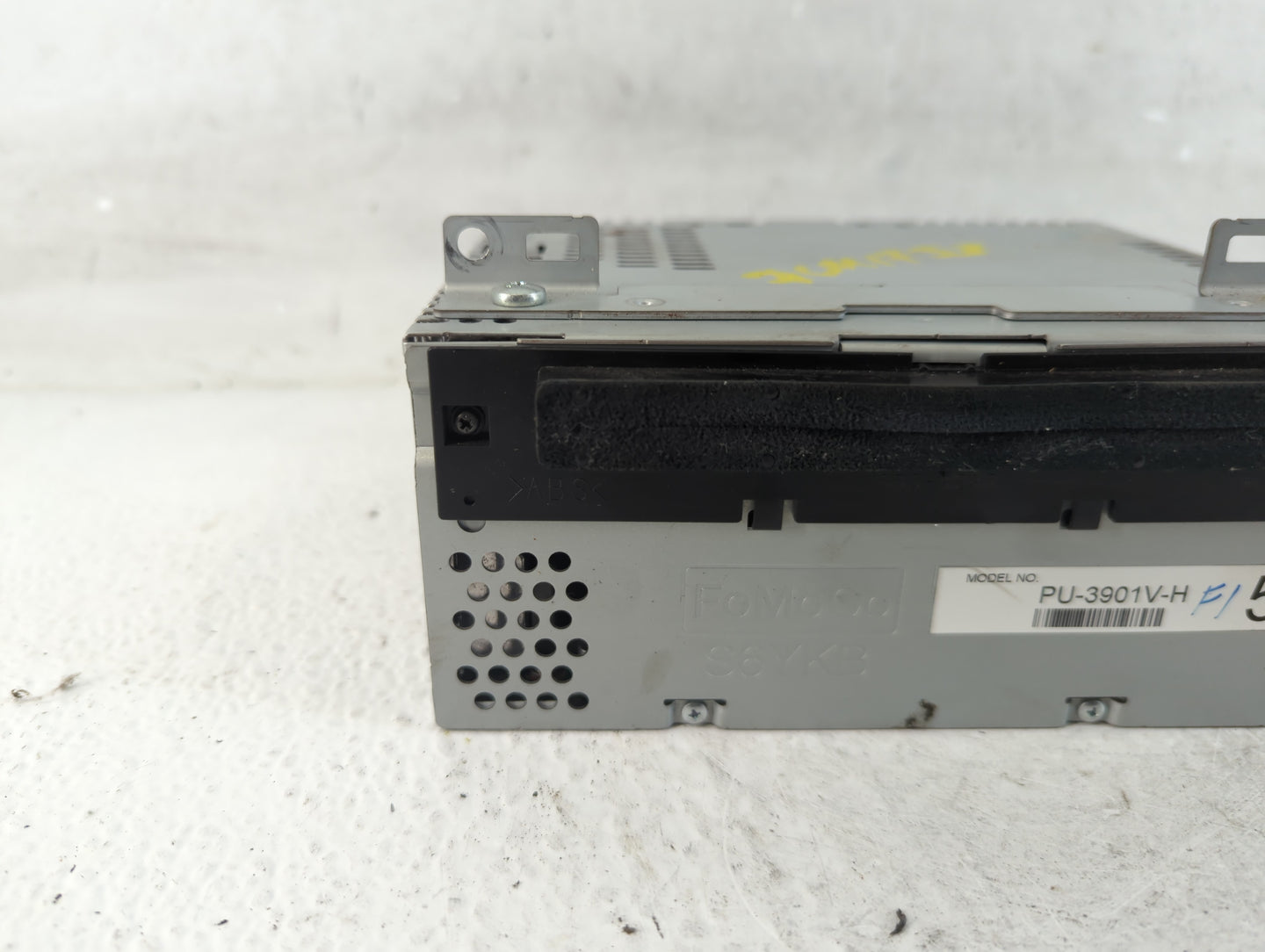 2016-2017 Ford Transit Radio AM FM Cd Player Receiver Replacement P/N:CK4T-19C107-LB Fits Fits 2016 2017 OEM Used Auto Parts