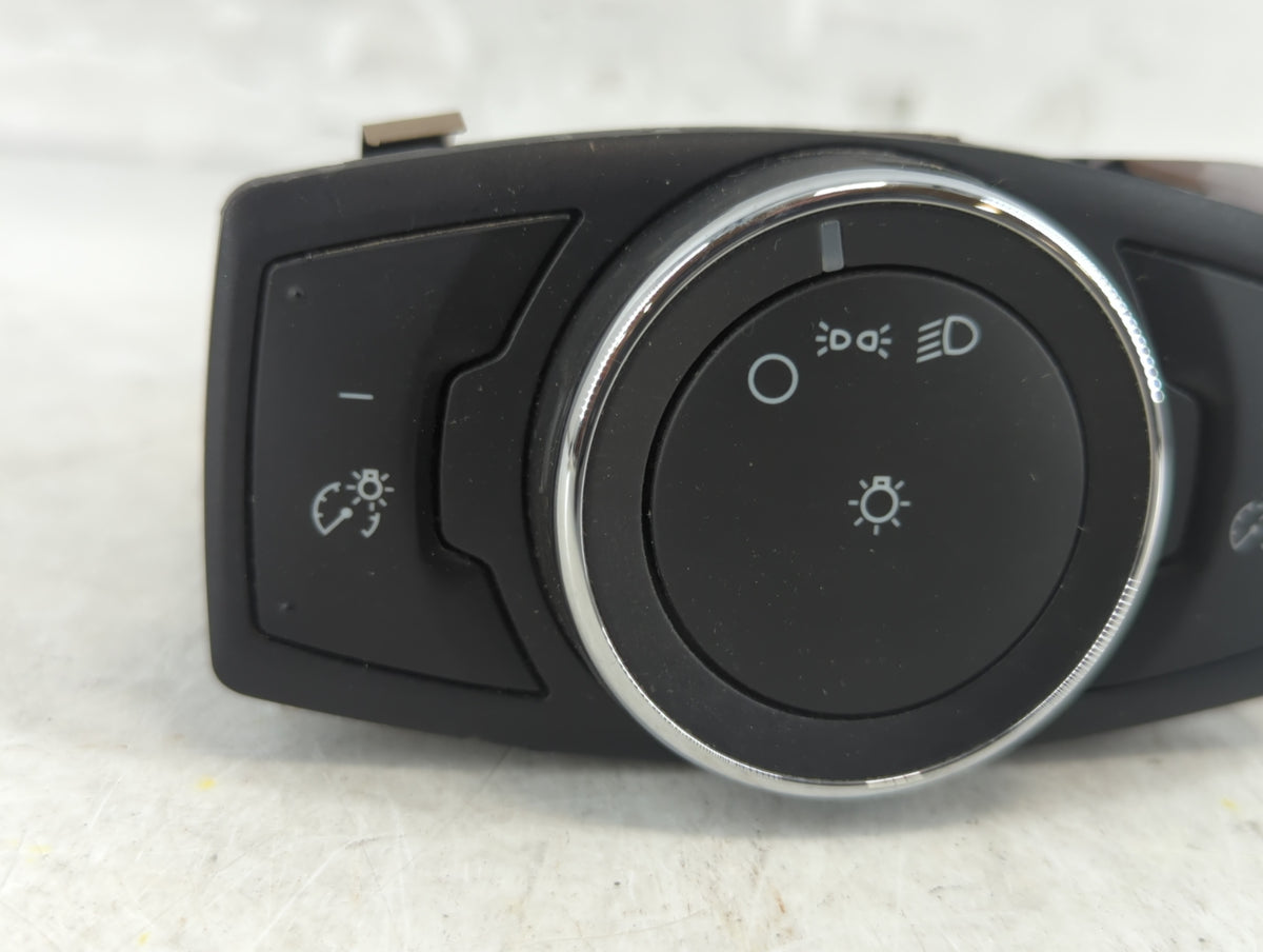 2017 Ford Transit Headlight Lamp Control Switch - Oemusedautoparts1.com