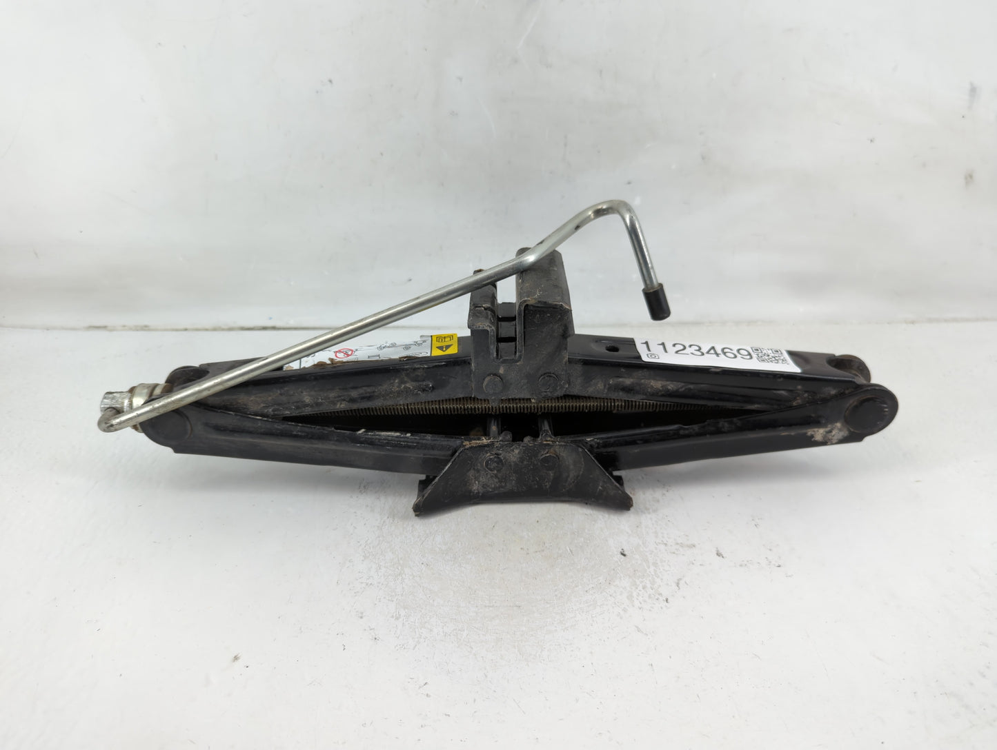 2017 Ford Transit Spare Scissor Car Jack - Oemusedautoparts1.com