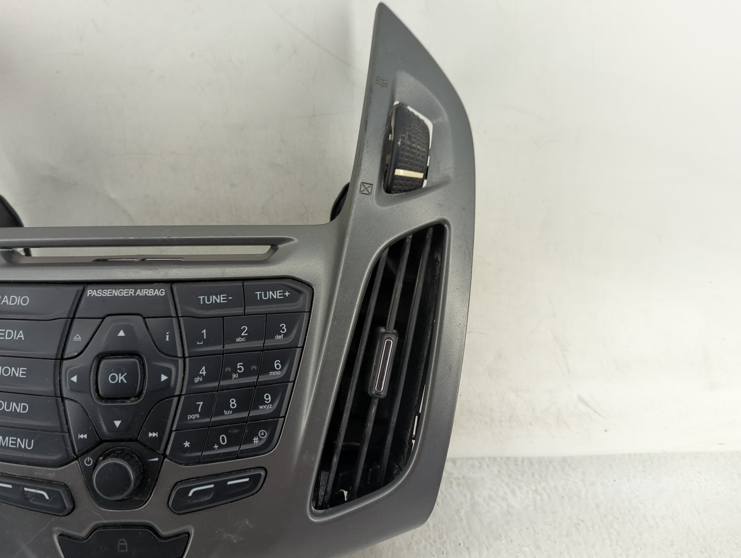 2015-2019 Ford Transit-150 Climate Control Module Temperature AC/Heater Replacement P/N:DT1T-18K811-CF Fits OEM Used Auto Pa