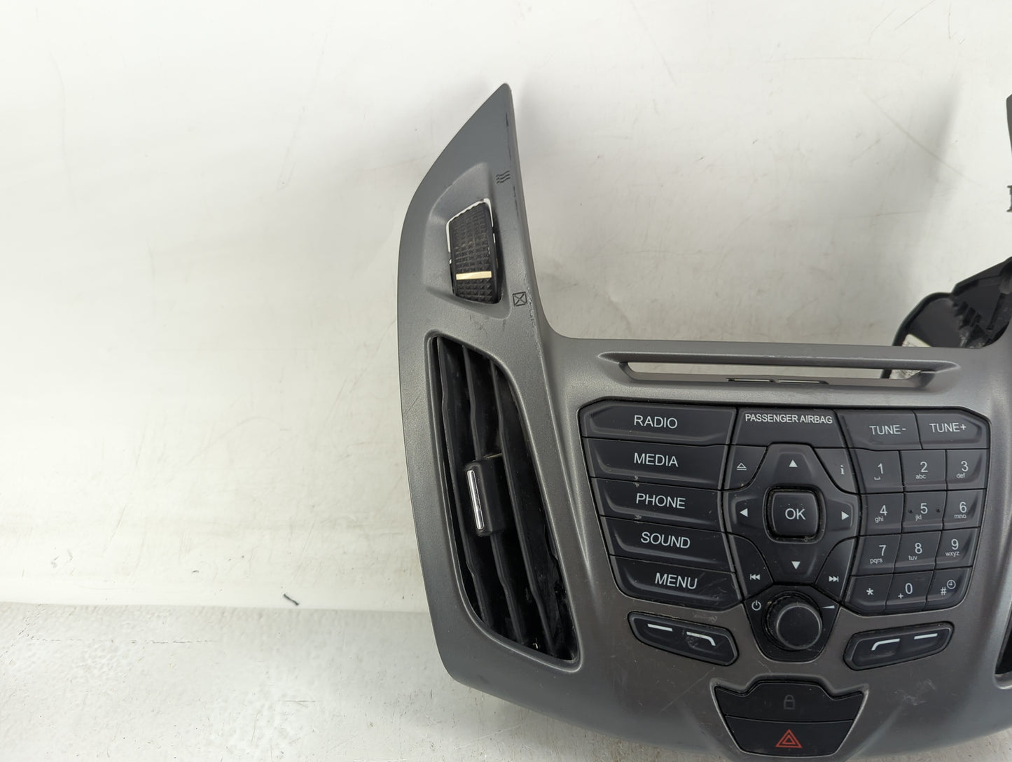 2015-2019 Ford Transit-150 Climate Control Module Temperature AC/Heater Replacement P/N:DT1T-18K811-CF Fits OEM Used Auto Pa