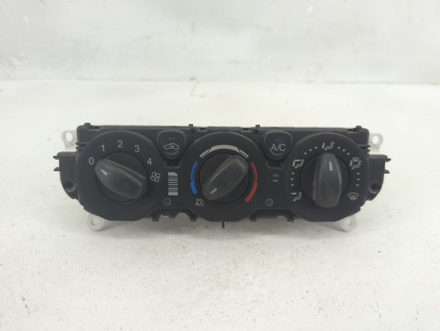2015-2019 Ford Transit-250 Climate Control Module Temperature AC/Heater Replacement P/N:BM5T-18549 Fits OEM Used Auto Parts 