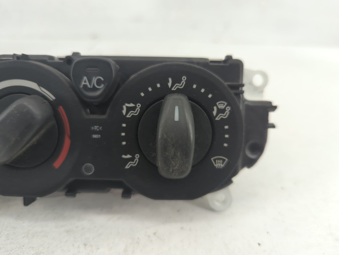 2015-2019 Ford Transit-250 Climate Control Module Temperature AC/Heater Replacement P/N:BM5T-18549 Fits OEM Used Auto Parts 