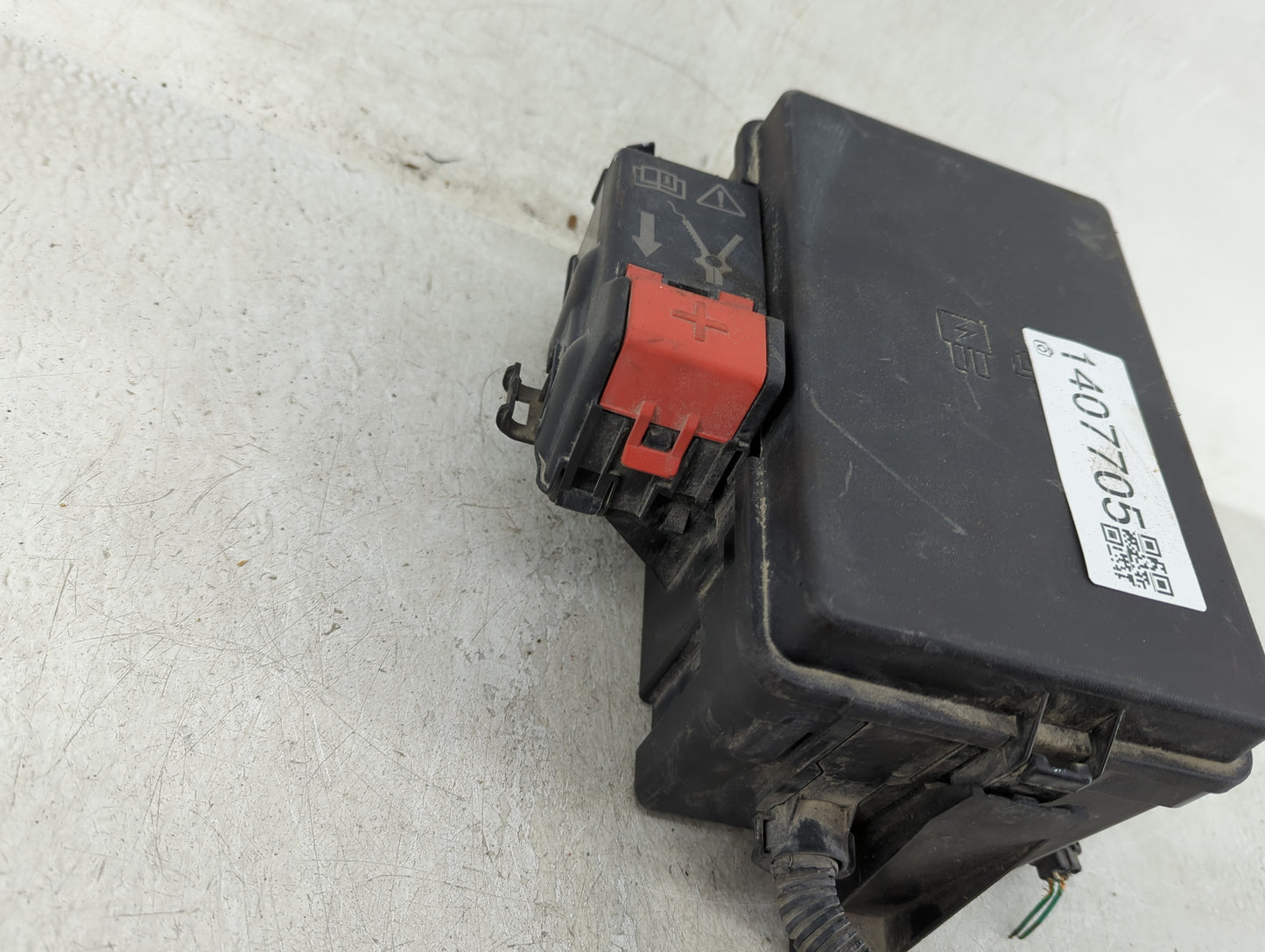 2017-2019 Ford Transit-250 Fusebox Fuse Box Panel Relay Module Fits Fits 2017 2018 2019 OEM Used Auto Parts - Oemusedautopar