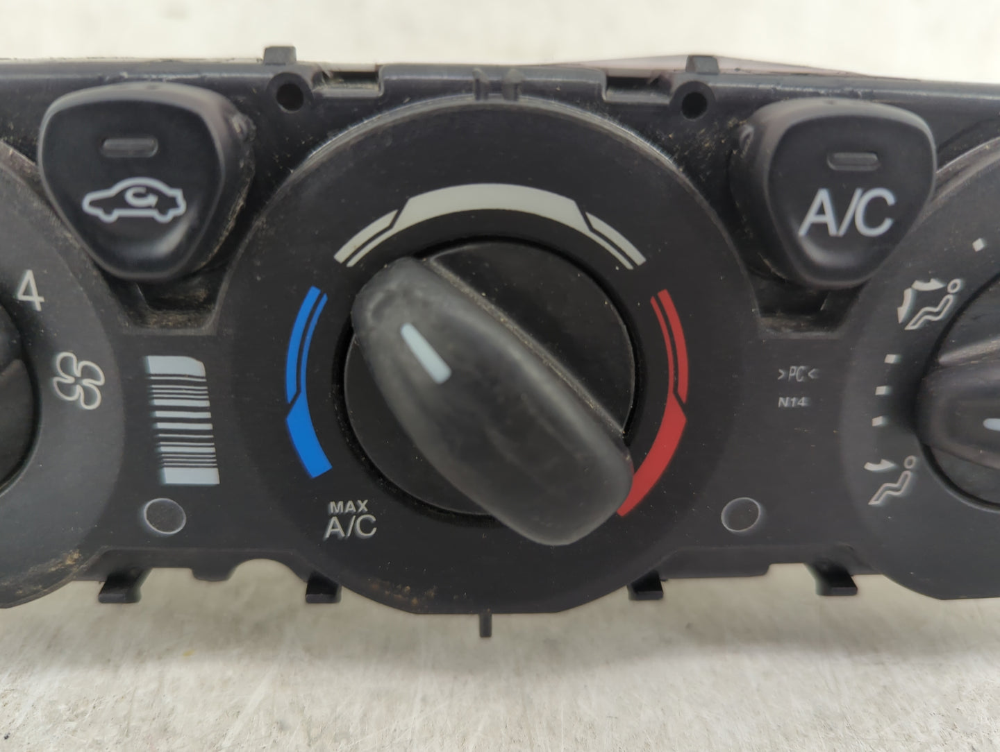 2015-2019 Ford Transit-250 Climate Control Module Temperature AC/Heater Replacement P/N:BM5T-18549 Fits OEM Used Auto Parts 