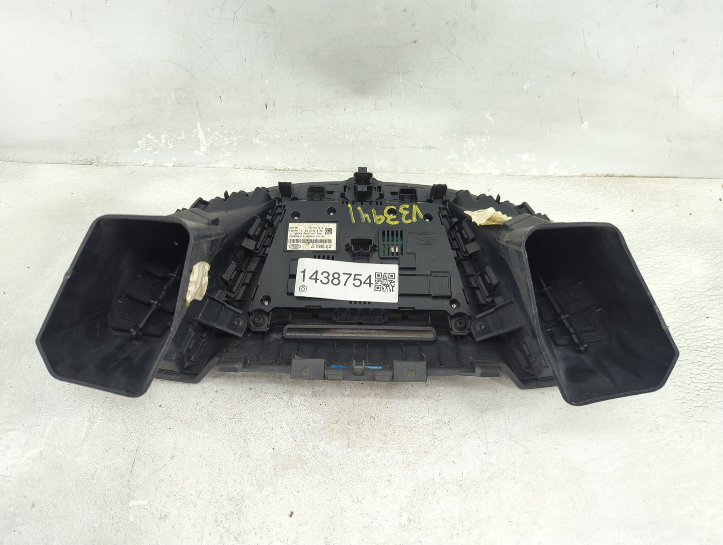 2017-2018 Ford Transit-250 Radio Control Panel - Oemusedautoparts1.com
