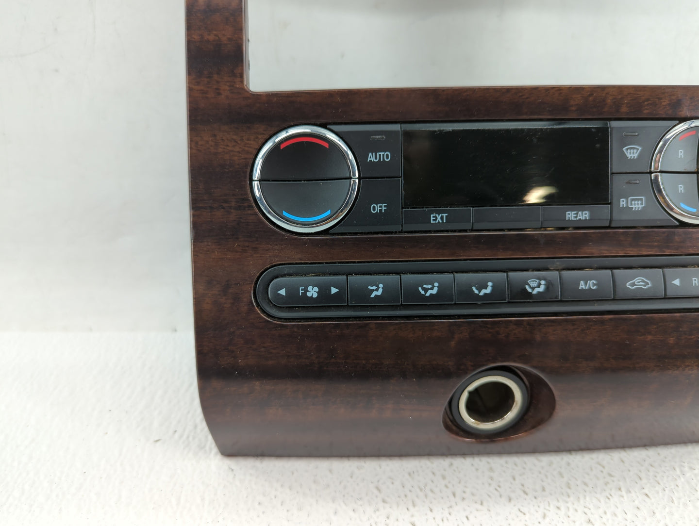 2015-2019 Ford Transit-250 Climate Control Module Temperature AC/Heater Replacement P/N:8R0L7821E Fits OEM Used Auto Parts -