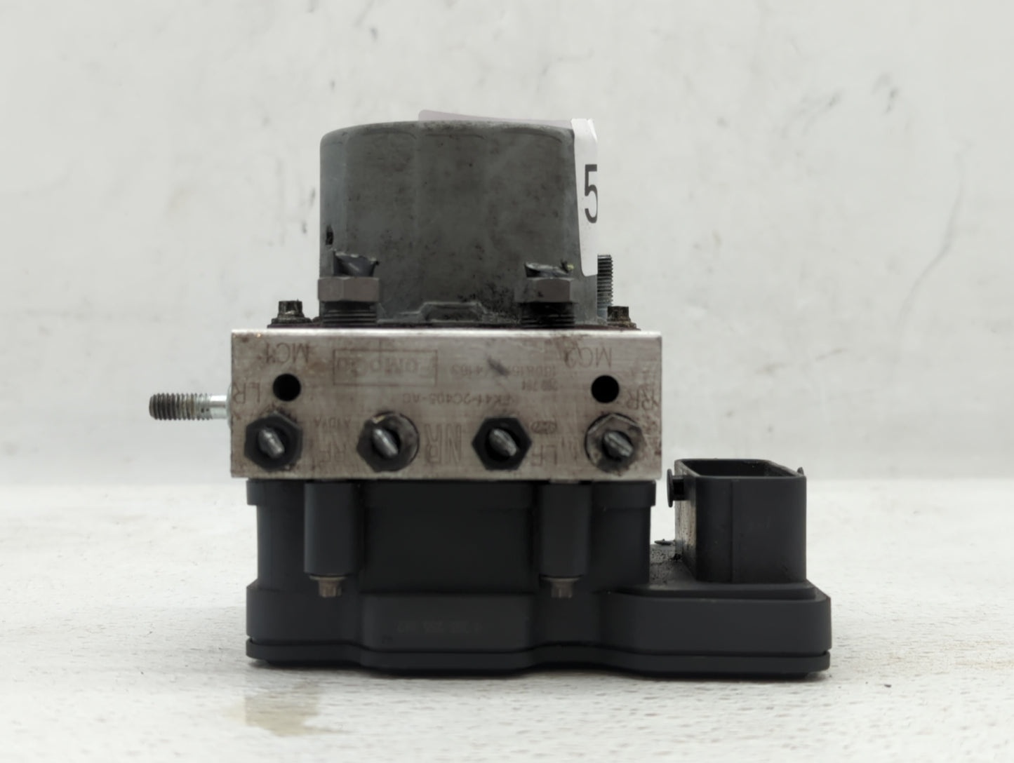 2015-2019 Ford Transit-250 ABS Pump Control Module Replacement P/N:LK41-2C405-AA NK41-2B373-AF Fits Fits 2015 2016 2017 2018