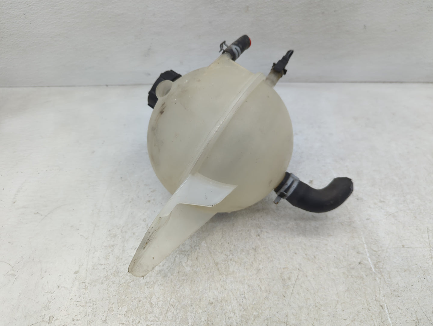 2015 Ford Transit-350 Radiator Coolant Overflow Expansion Tank Bottle - Oemusedautoparts1.com