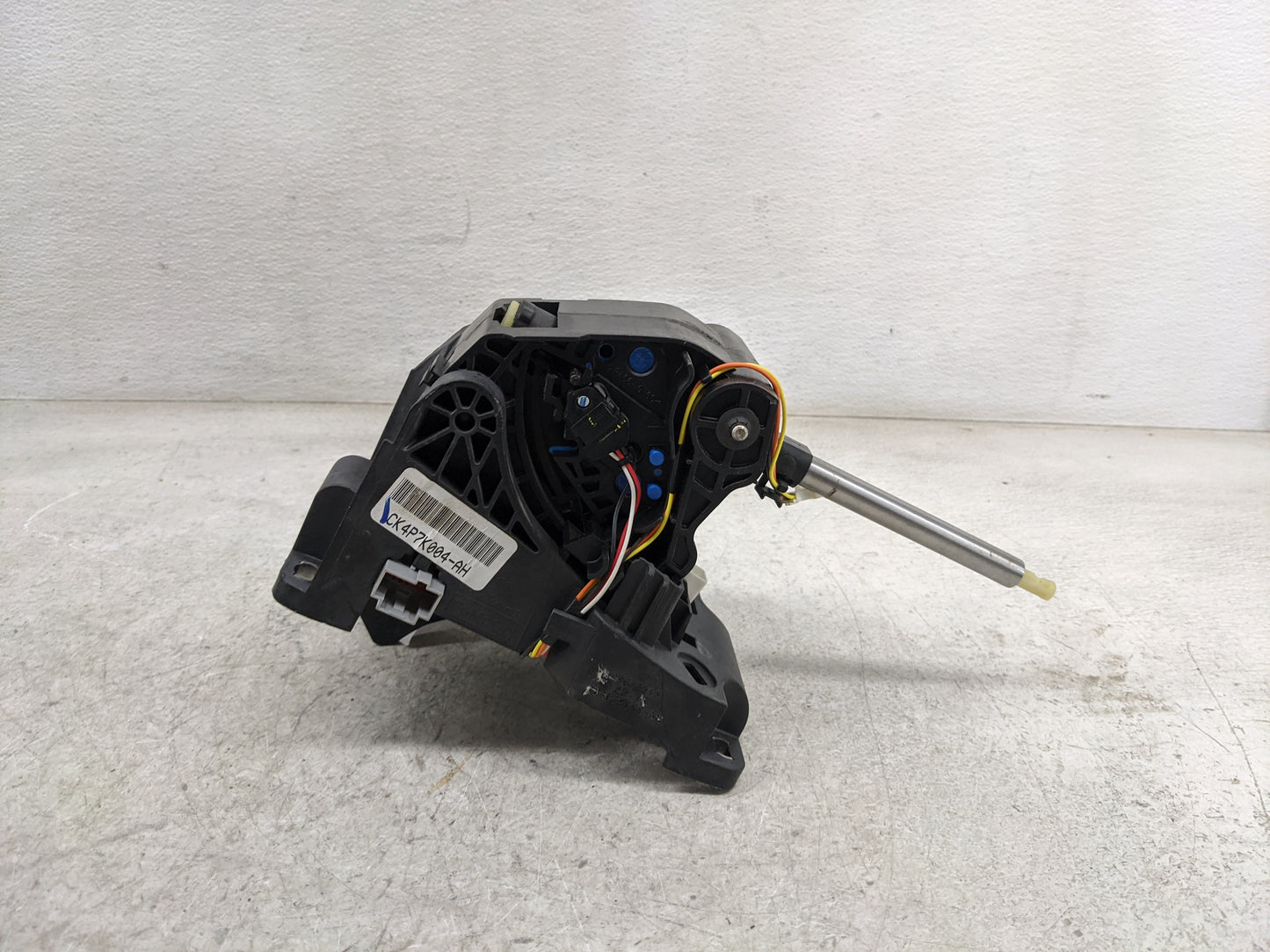 2017 Ford Transit 250 Floor Console Assembly Shifter - Oemusedautoparts1.com