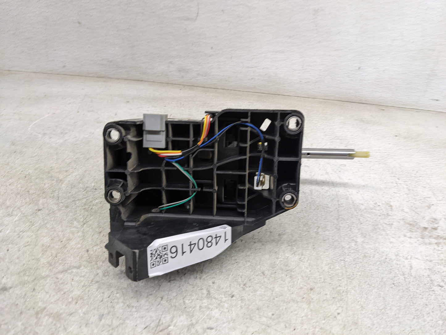 2017 Ford Transit 250 Floor Console Assembly Shifter - Oemusedautoparts1.com