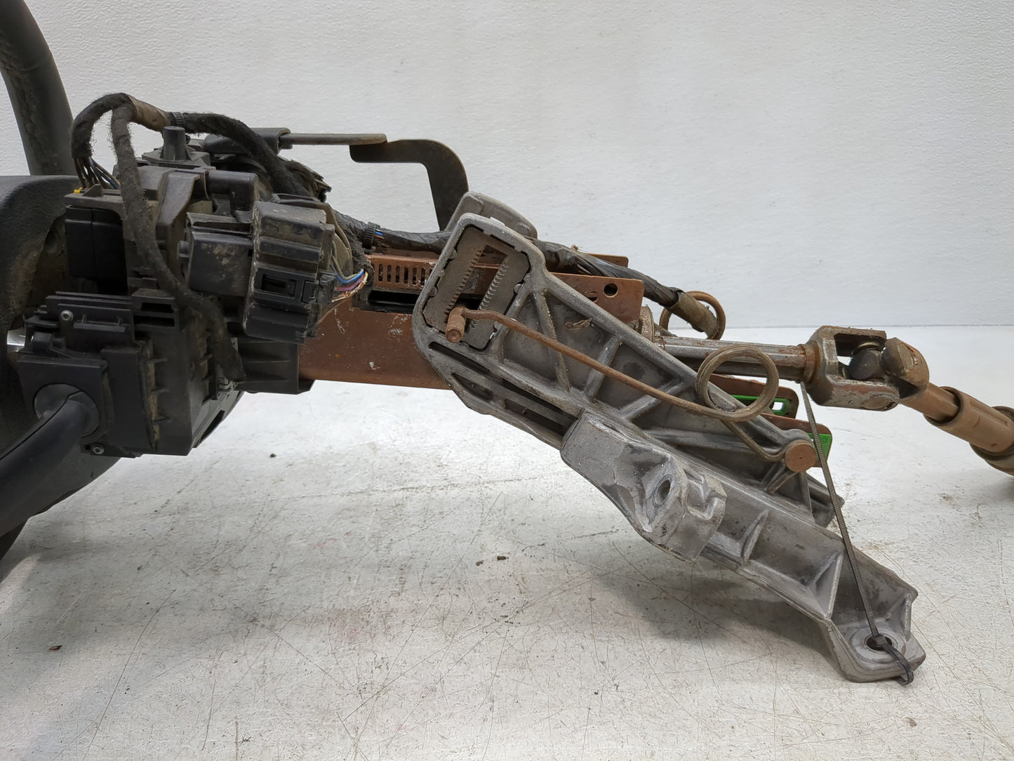 2014-2018 Ford Transit Connect A/t Power Steering Column With Motor - Oemusedautoparts1.com