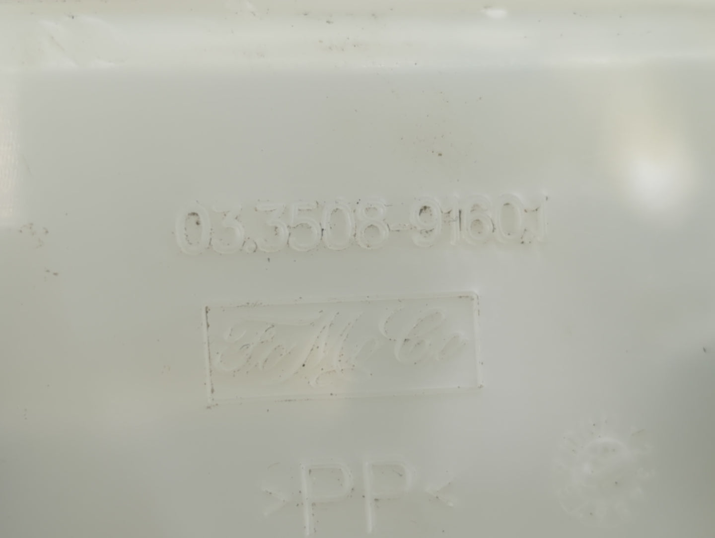 2014-2018 Ford Transit Connect Brake Master Cylinder - Oemusedautoparts1.com