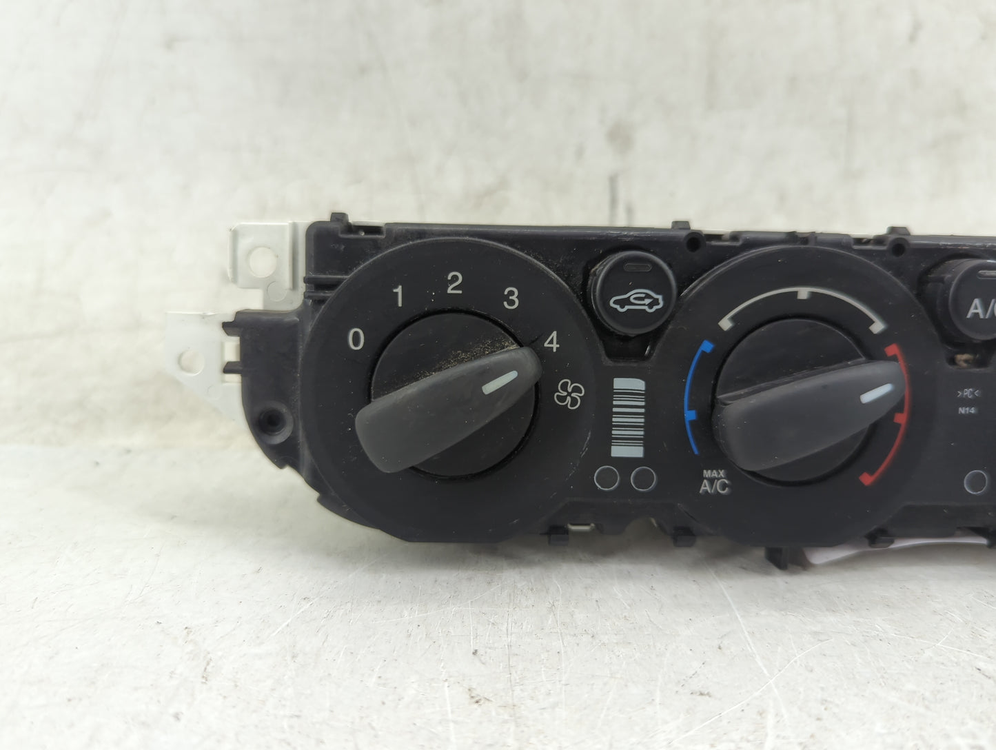 2014-2018 Ford Transit Connect Climate Control Module Temperature AC/Heater Replacement P/N:DT1T-18549 Fits OEM Used Auto Pa