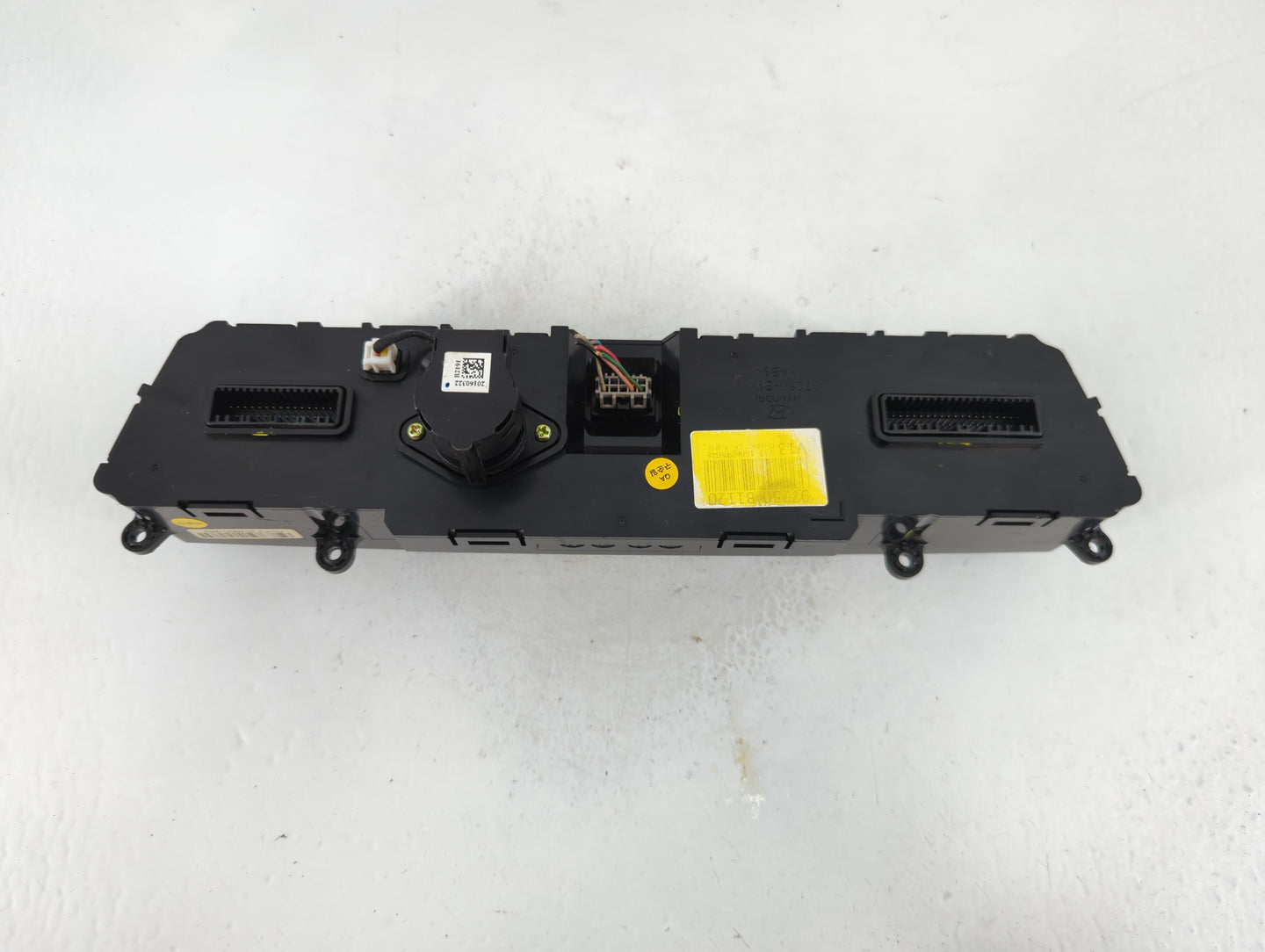 2017 Genesis G80 Climate Control Module Temperature AC/Heater Replacement Fits Fits 2015 2016 OEM Used Auto Parts - Oemuseda