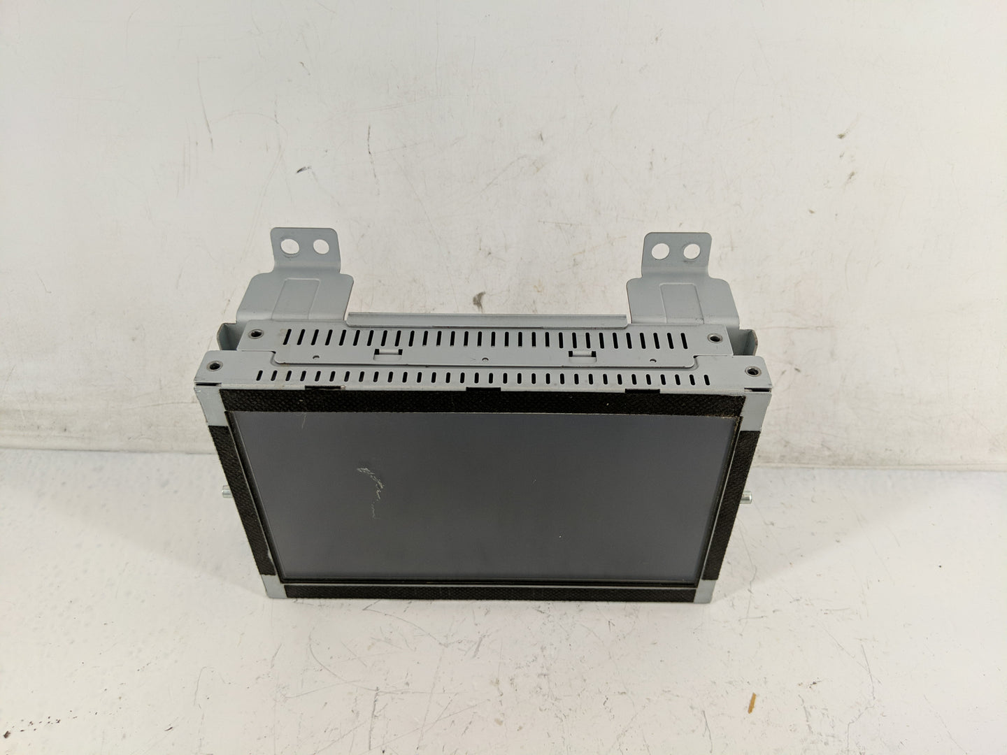 2017-2017 Genesis G80 Information Display Screen - Oemusedautoparts1.com