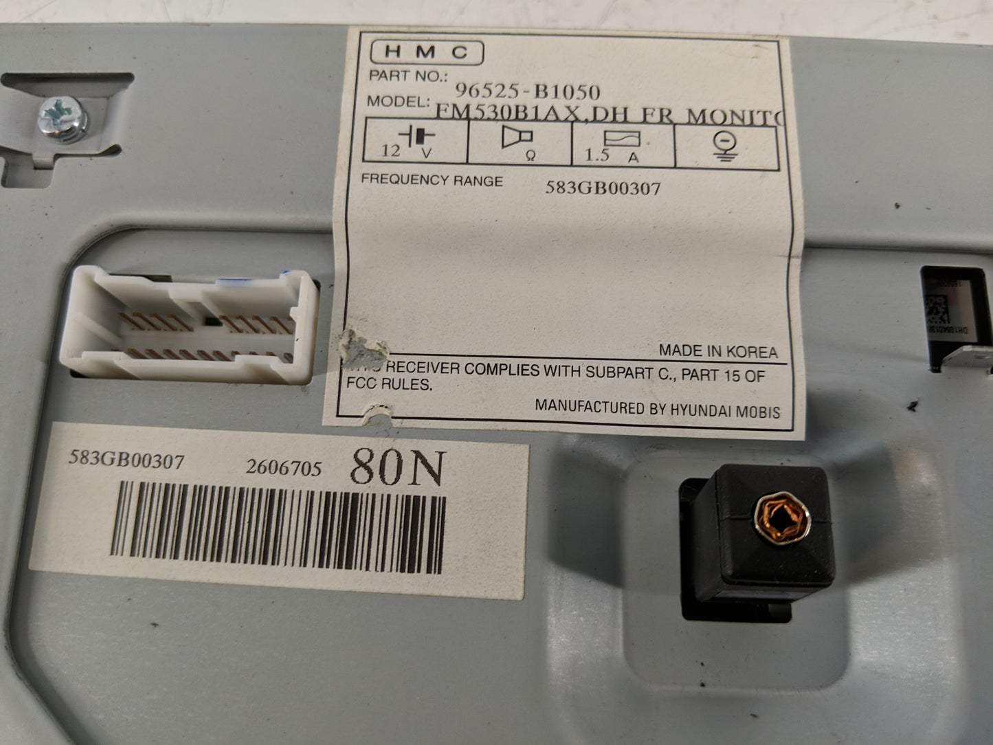 2017-2017 Genesis G80 Information Display Screen - Oemusedautoparts1.com