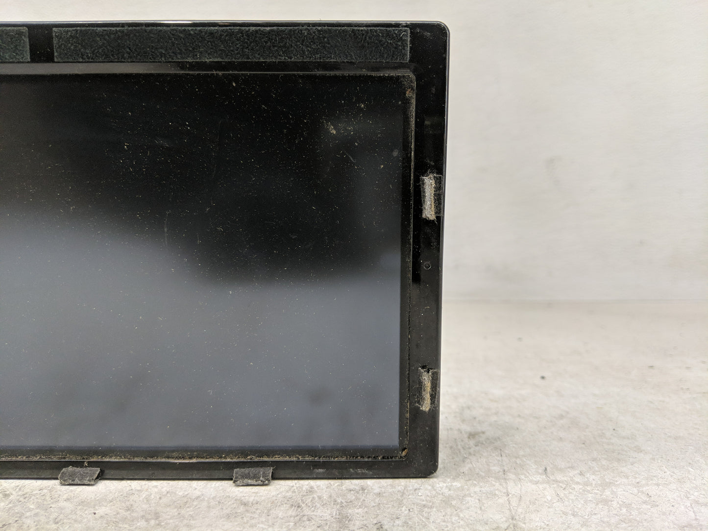 2017-2017 Genesis G80 Information Display Screen - Oemusedautoparts1.com
