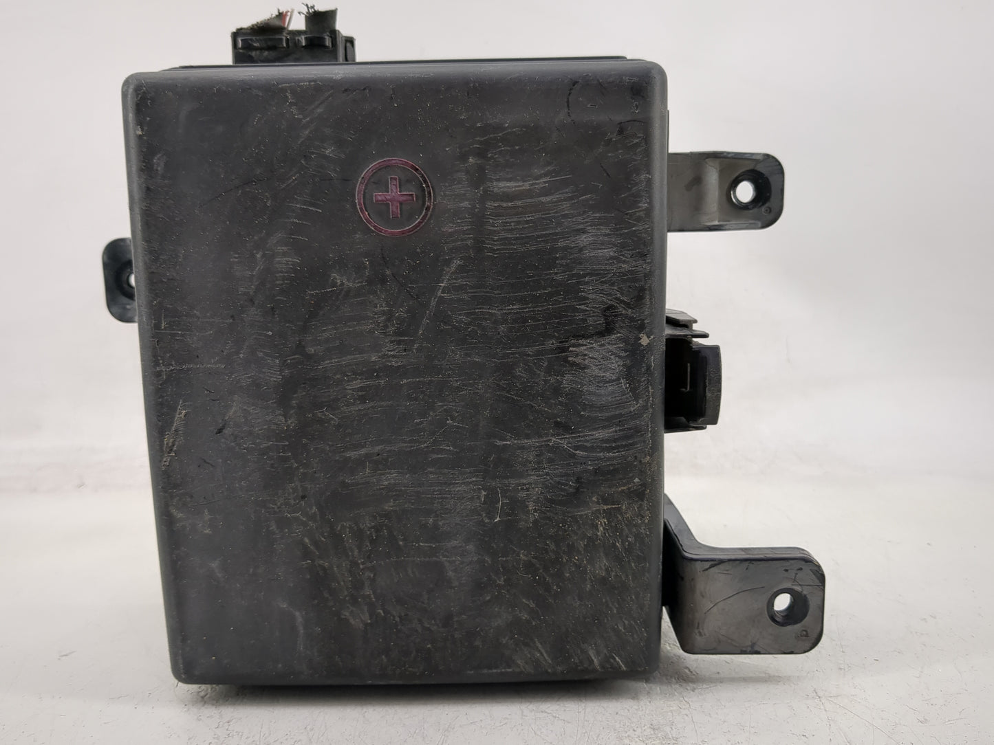 2017 Genesis G80 Fusebox Fuse Box Panel Relay Module P/N:91204-B1835 Fits Fits 2016 OEM Used Auto Parts - Oemusedautoparts1.