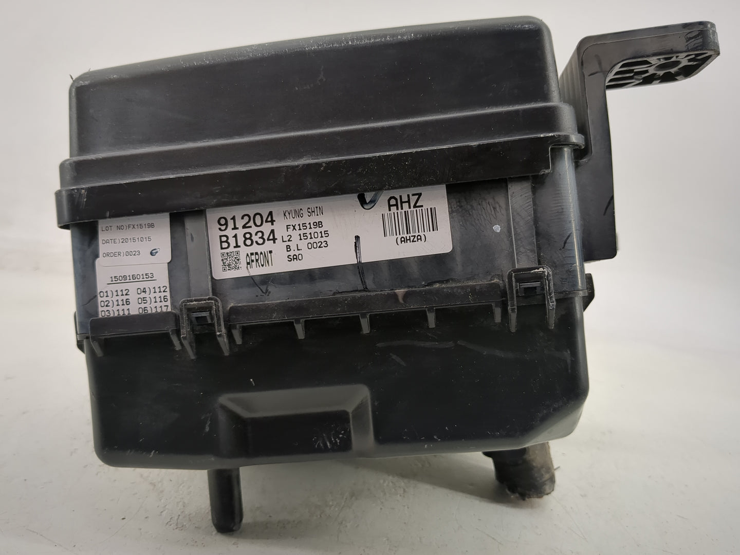 2017 Genesis G80 Fusebox Fuse Box Panel Relay Module P/N:91204-B1835 Fits Fits 2016 OEM Used Auto Parts - Oemusedautoparts1.