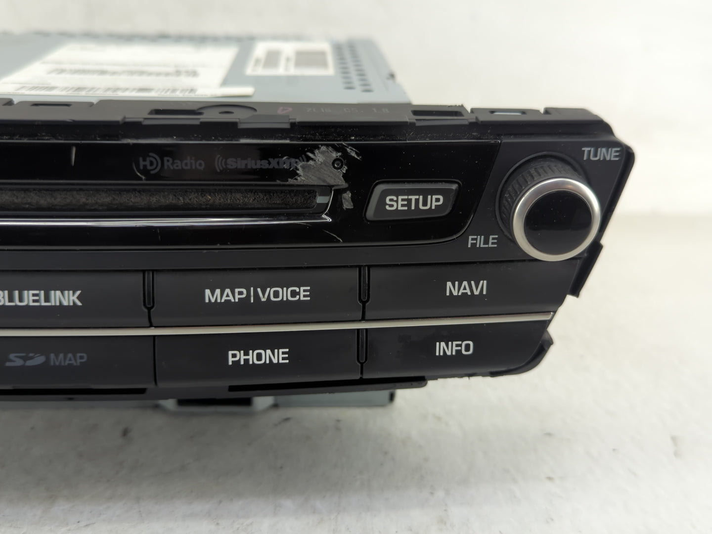 2017 Genesis G80 Radio AM FM Cd Player Receiver Replacement P/N:96560-B1ED04X Fits OEM Used Auto Parts - Oemusedautoparts1.c
