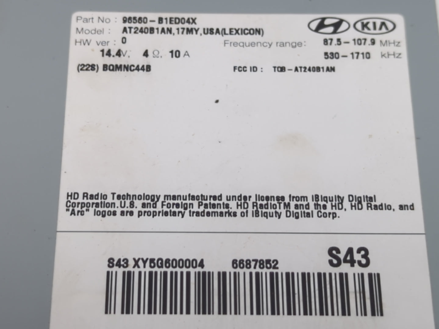 2017 Genesis G80 Radio AM FM Cd Player Receiver Replacement P/N:96560-B1ED04X Fits OEM Used Auto Parts - Oemusedautoparts1.c
