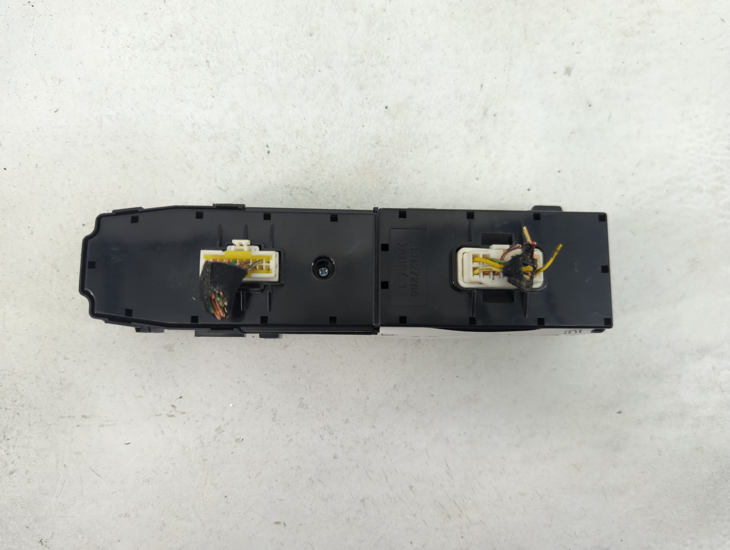 2017 Genesis G80 Master Power Window Switch Replacement Driver Side Left P/N:93570-B1012 P7F0046 Fits Fits 2015 2016 OEM Use
