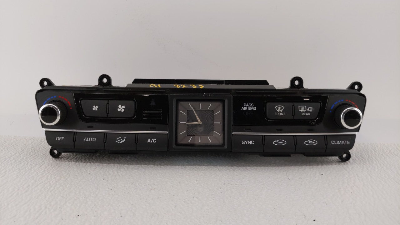 2017 Genesis G80 Climate Control Module Temperature AC/Heater Replacement P/N:97250-B1120 Fits Fits 2015 2016 OEM Used Auto 