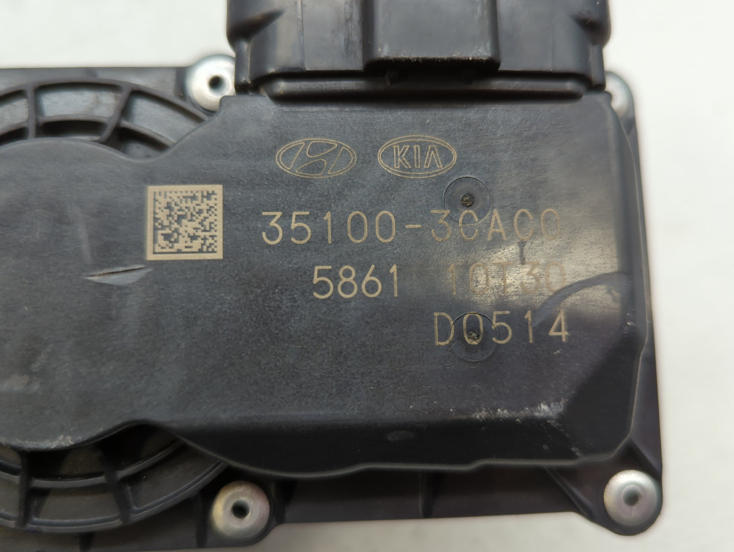 2017 Genesis G80 Throttle Body P/N:35100-3CAC0 Fits Fits 2015 2016 OEM Used Auto Parts - Oemusedautoparts1.com