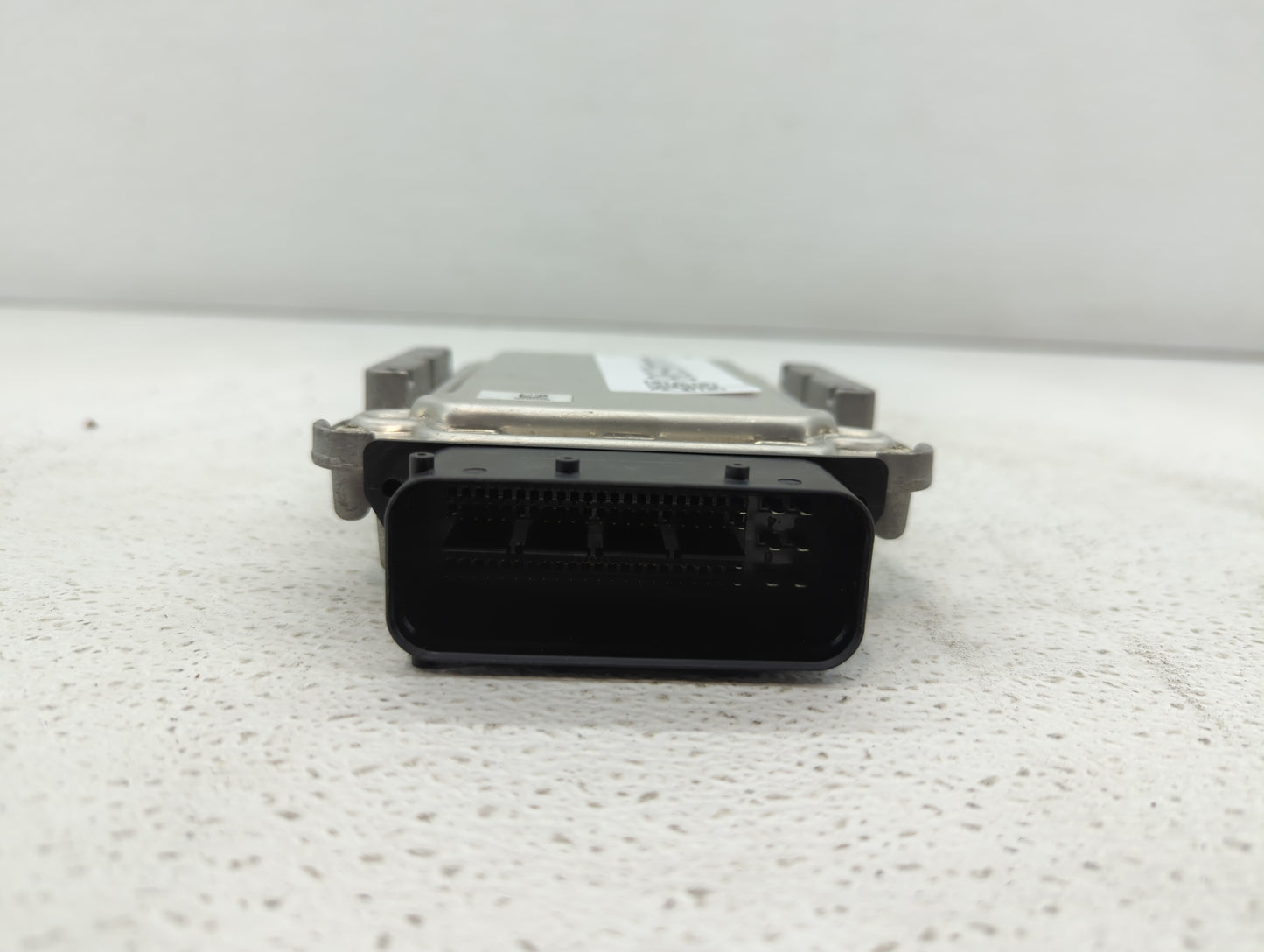 2017-2017 Genesis G80 Chassis Control Module Ccm Bcm Body Control - Oemusedautoparts1.com
