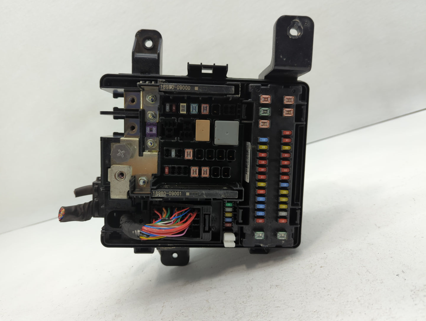 2017 Genesis G80 Fusebox Fuse Box Panel Relay Module P/N:91204-B1895 Fits Fits 2016 OEM Used Auto Parts - Oemusedautoparts1.