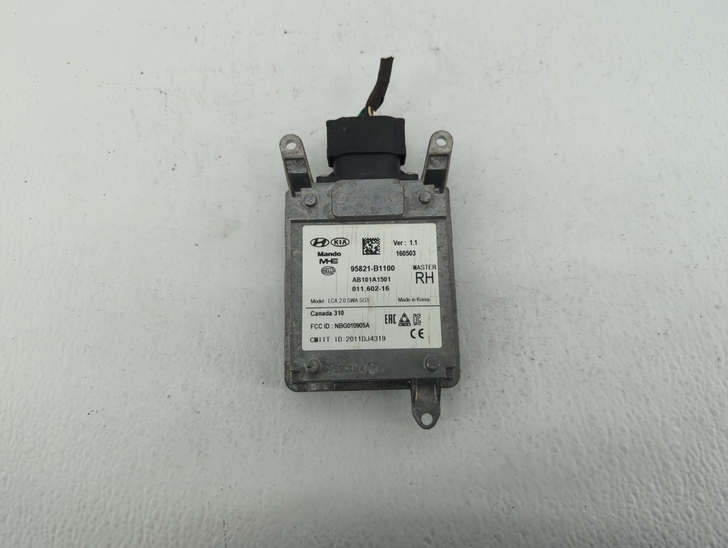 2017-2019 Genesis G80 Chassis Control Module Ccm Bcm Body Control - Oemusedautoparts1.com
