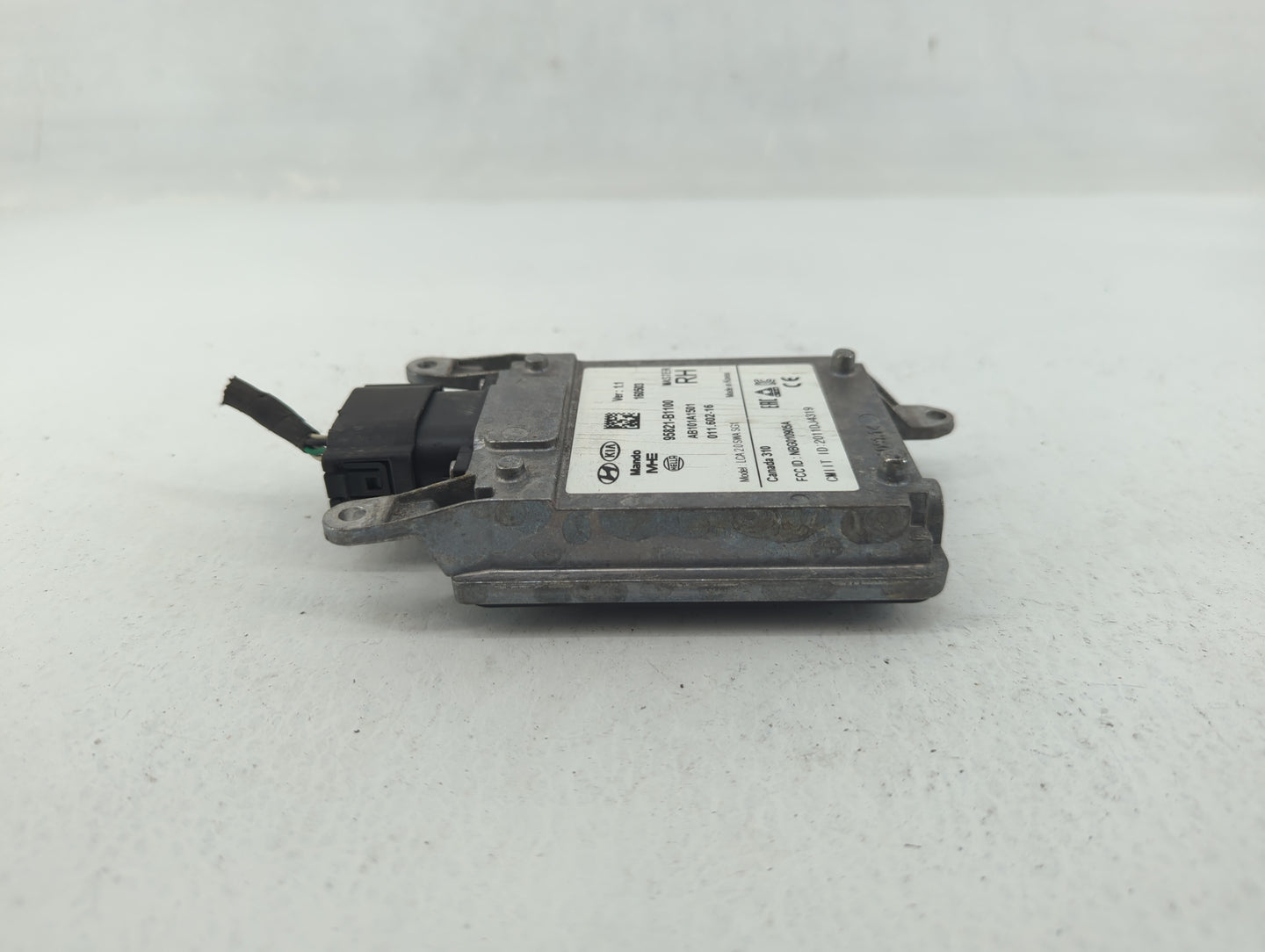 2017-2019 Genesis G80 Chassis Control Module Ccm Bcm Body Control - Oemusedautoparts1.com
