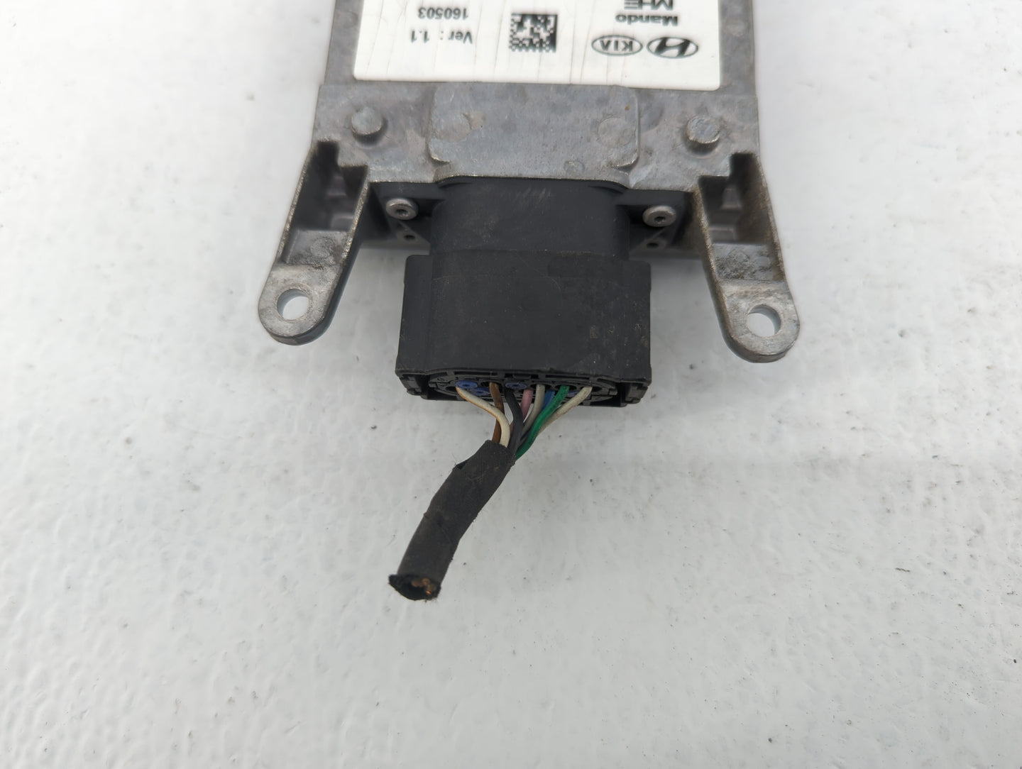 2017-2019 Genesis G80 Chassis Control Module Ccm Bcm Body Control - Oemusedautoparts1.com