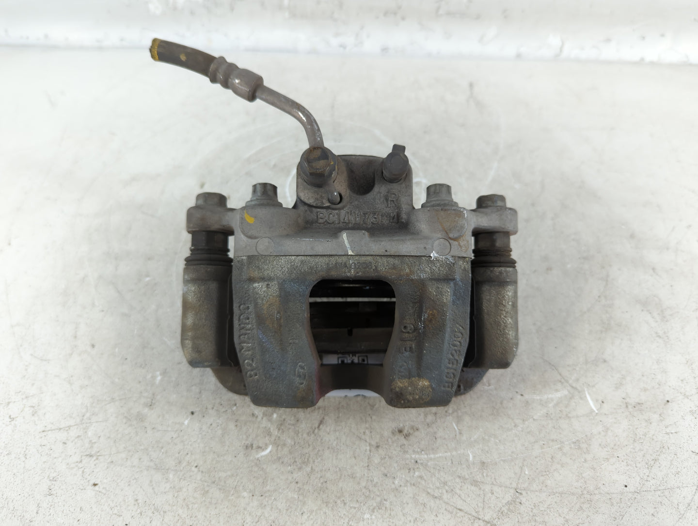 2017-2017 Genesis G80 Front Passenger Right Brake Caliper - Oemusedautoparts1.com