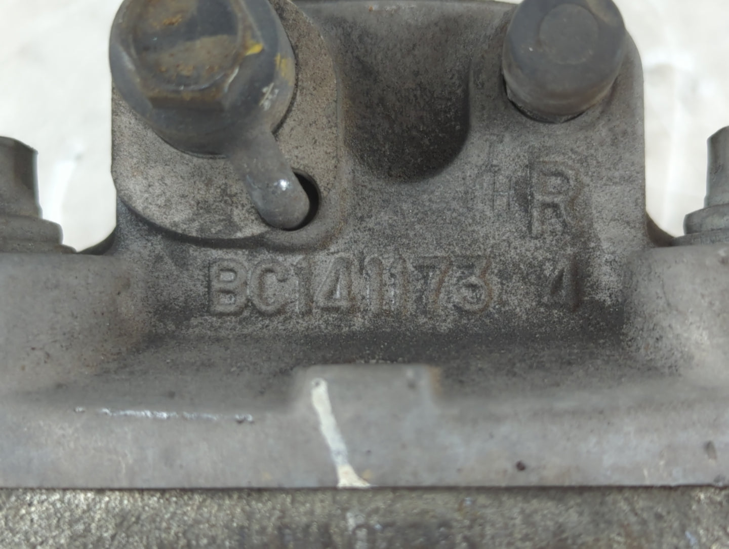 2017-2017 Genesis G80 Front Passenger Right Brake Caliper - Oemusedautoparts1.com