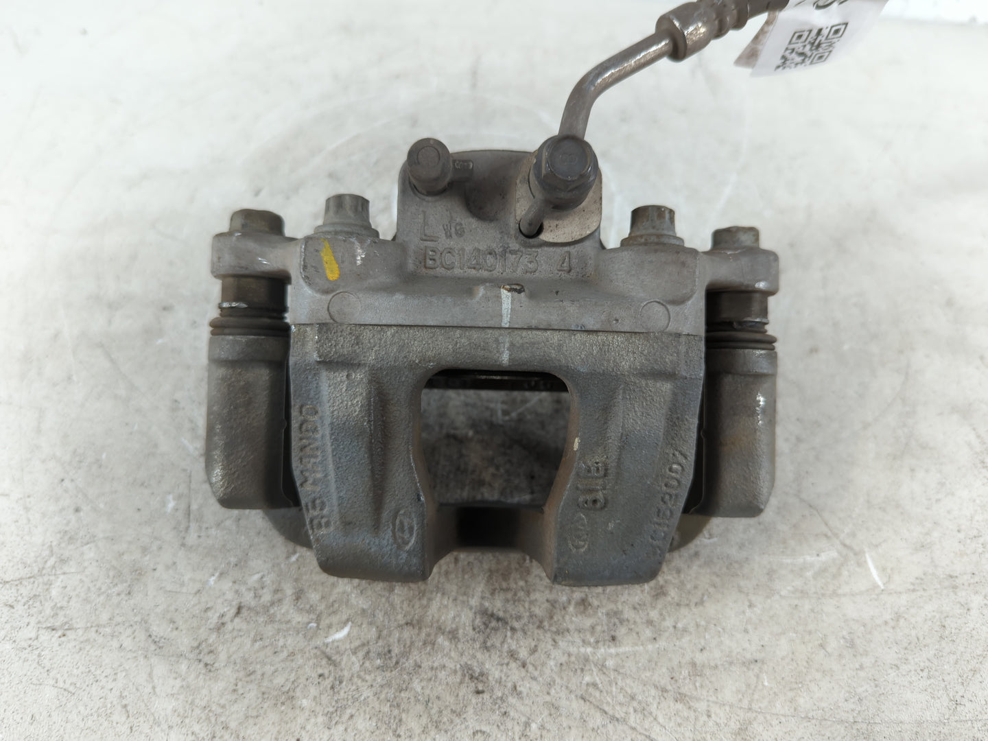 2017-2017 Genesis G80 Front Driver Left Brake Caliper - Oemusedautoparts1.com
