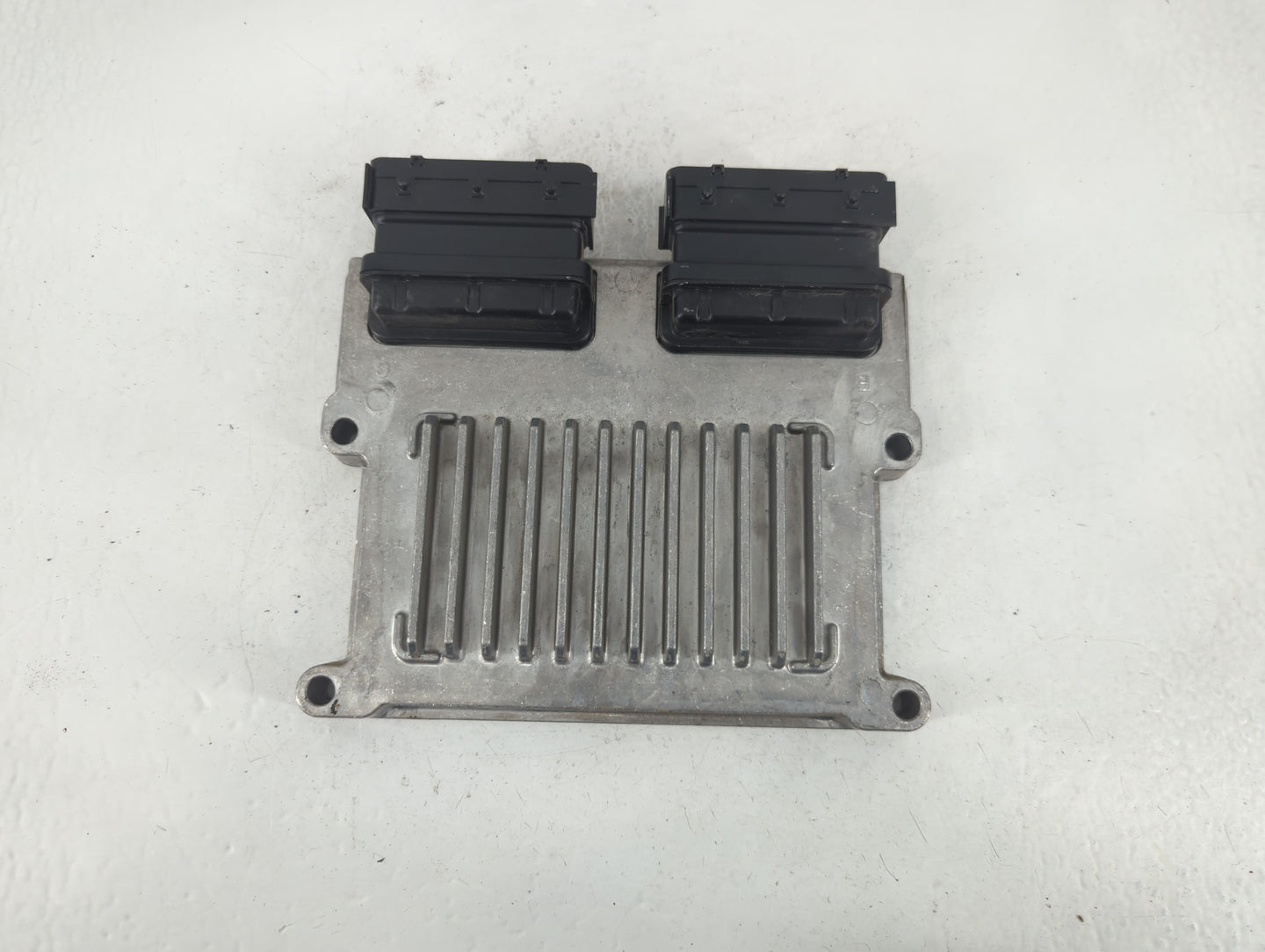 2017 Genesis G80 PCM Engine Control Computer ECU ECM PCU OEM P/N:39104-3CEN0 Fits OEM Used Auto Parts - Oemusedautoparts1.co