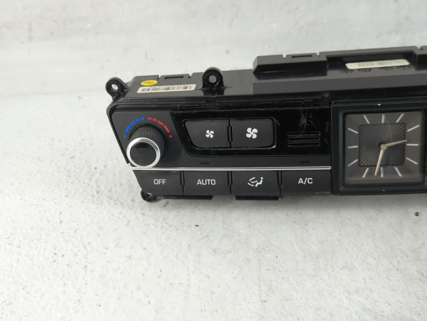 2017 Genesis G80 Climate Control Module Temperature AC/Heater Replacement P/N:97250-B1120 Fits Fits 2015 2016 OEM Used Auto 