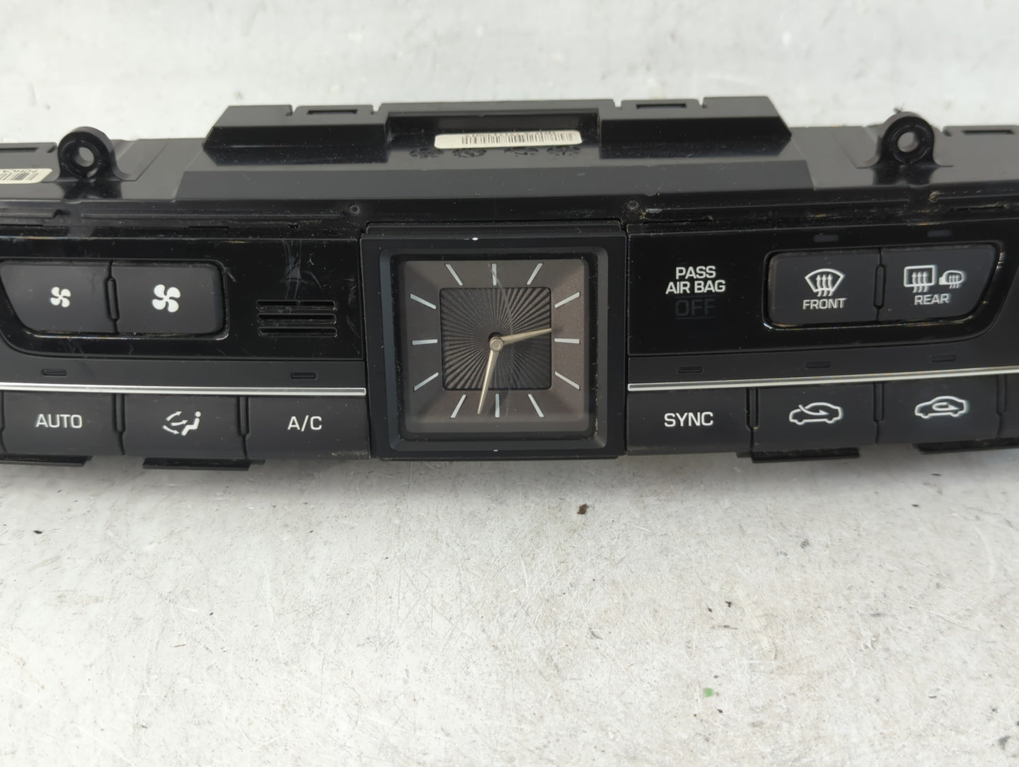 2017 Genesis G80 Climate Control Module Temperature AC/Heater Replacement P/N:97250-B1120 Fits Fits 2015 2016 OEM Used Auto 