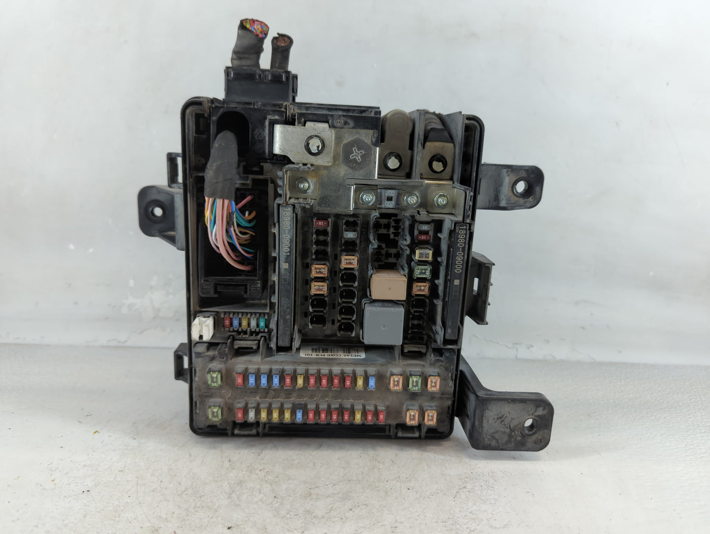 2017 Genesis G80 Fusebox Fuse Box Panel Relay Module P/N:91204-B1835 Fits Fits 2016 OEM Used Auto Parts - Oemusedautoparts1.