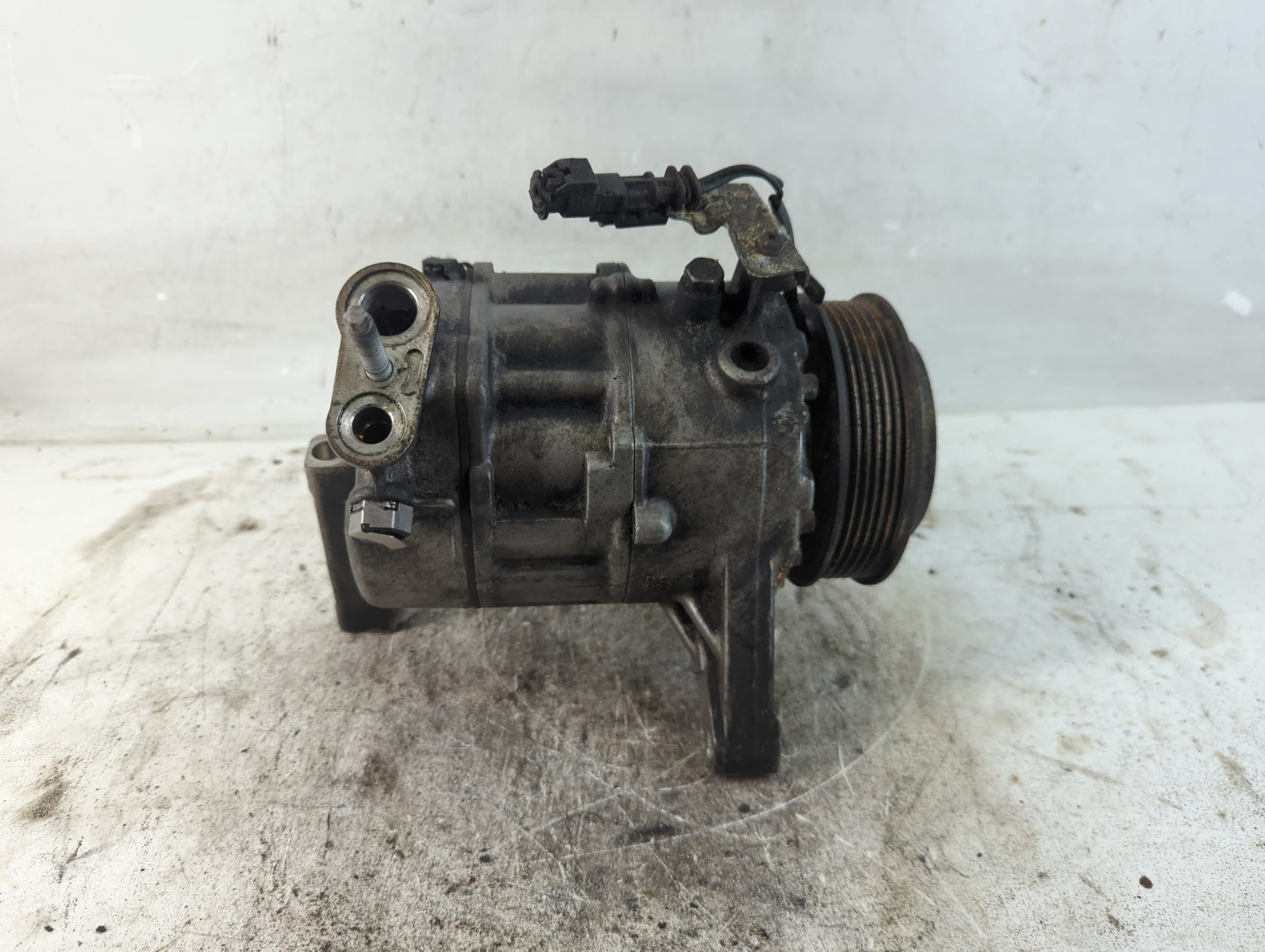 2017-2022 Gmc Acadia Air Conditioning A/c Ac Compressor Oem - Oemusedautoparts1.com