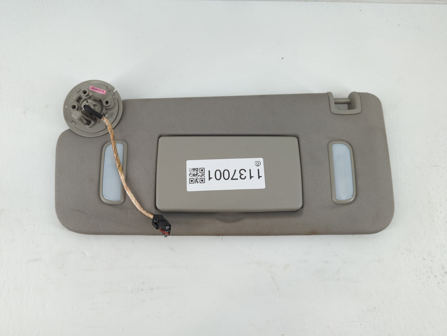 2007-2017 Gmc Acadia Sun Visor Shade Replacement Driver Left Mirror Fits OEM Used Auto Parts - Oemusedautoparts1.com